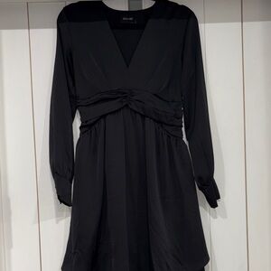DO+BE Elegant Black Long Sleeve Dress